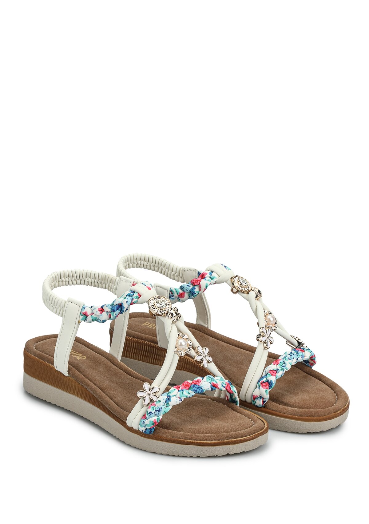 Beyaz Kadın Düz Sandalet