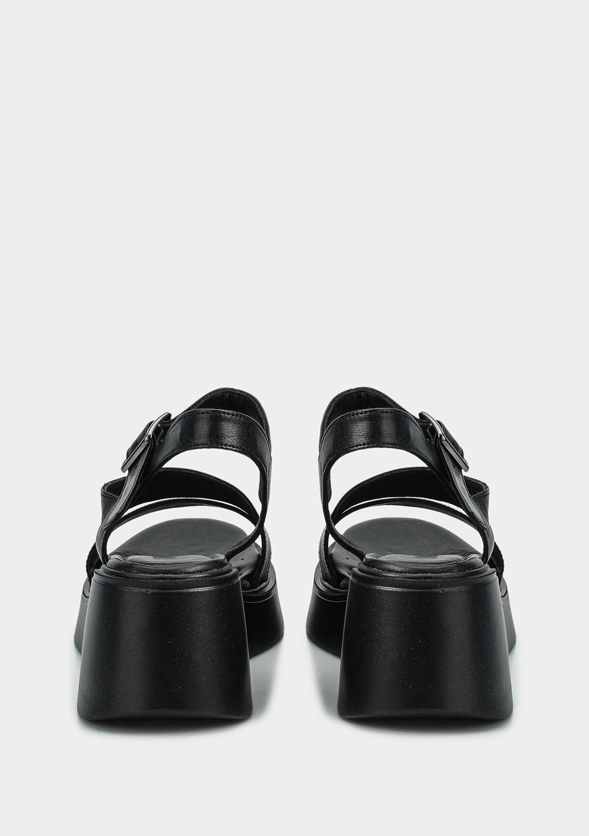 Siyah Deri Kadın Topuklu Sandalet