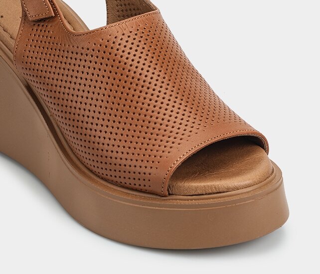 Taba Deri Kadın Topuklu Sandalet