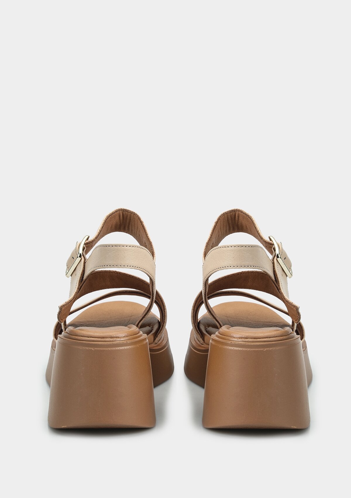 Bej Deri Kadın Topuklu Sandalet