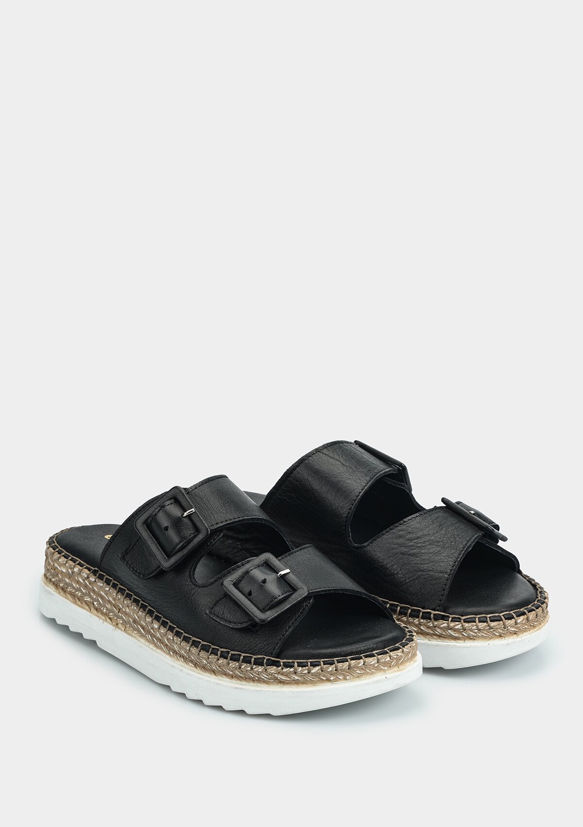 Siyah Deri Kadın Konfor Terlik