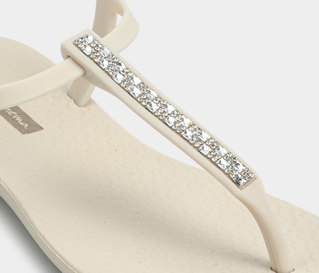 Bej Kadın Düz Sandalet