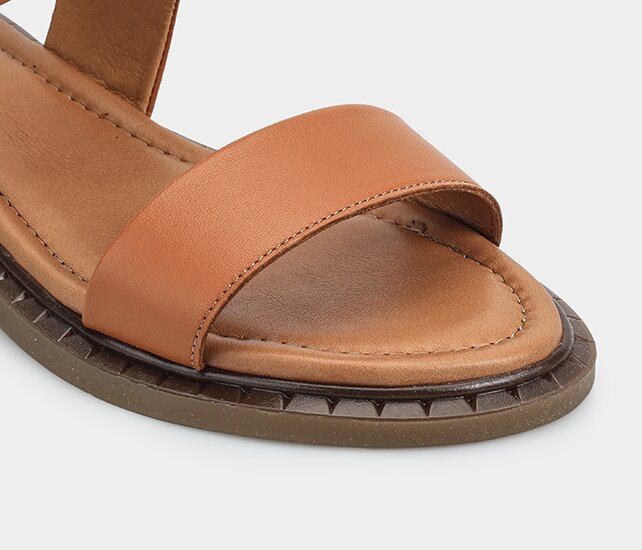 Taba Deri Kadın Düz Sandalet