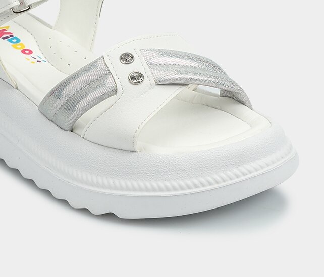 Beyaz Kız Çocuk Düz Sandalet