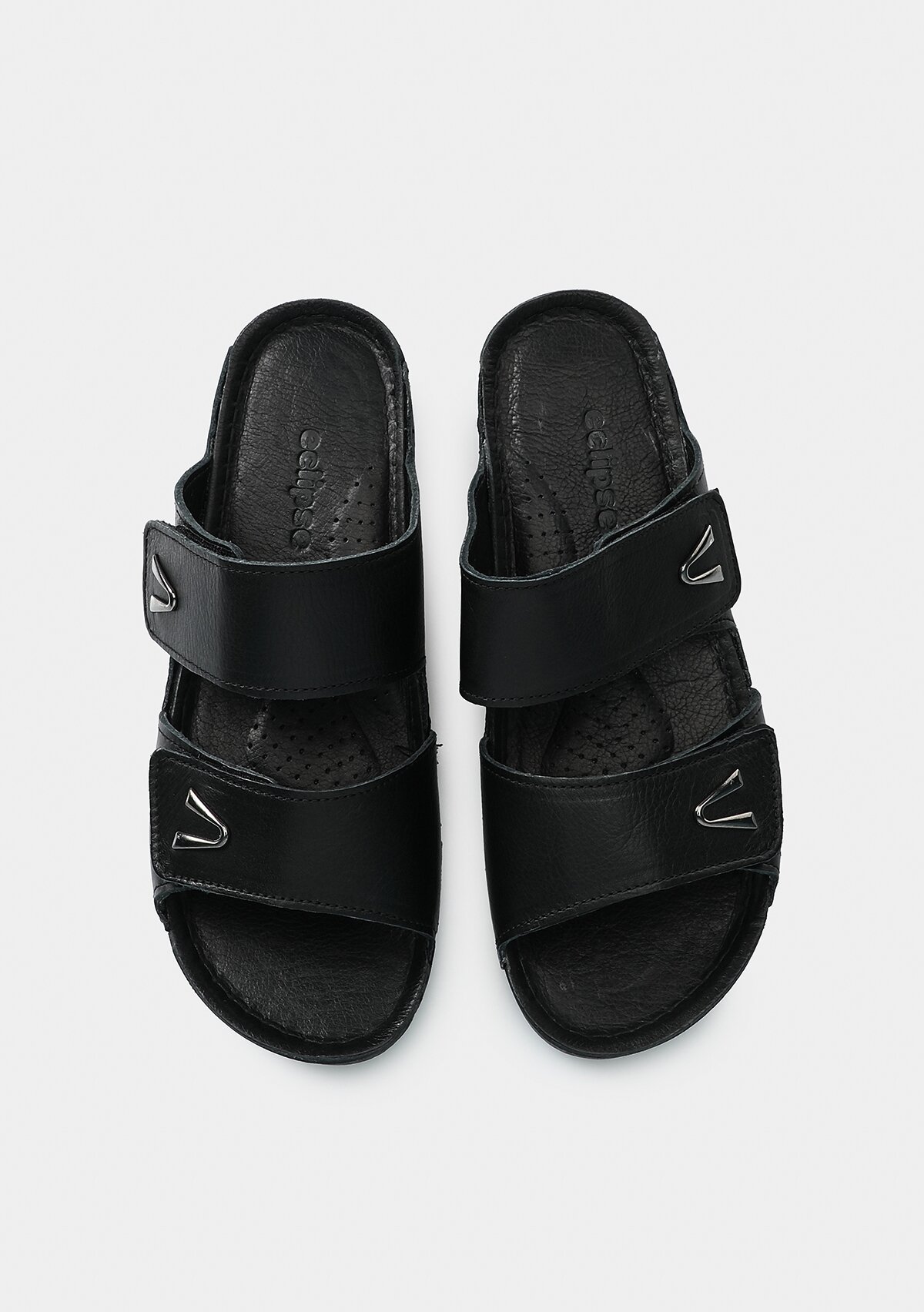 Siyah Deri Kadın Terlik