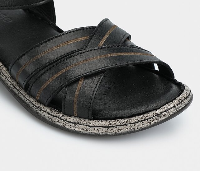 Siyah Deri Kadın Konfor Sandalet