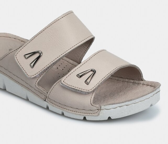 Bej Deri Kadın Terlik