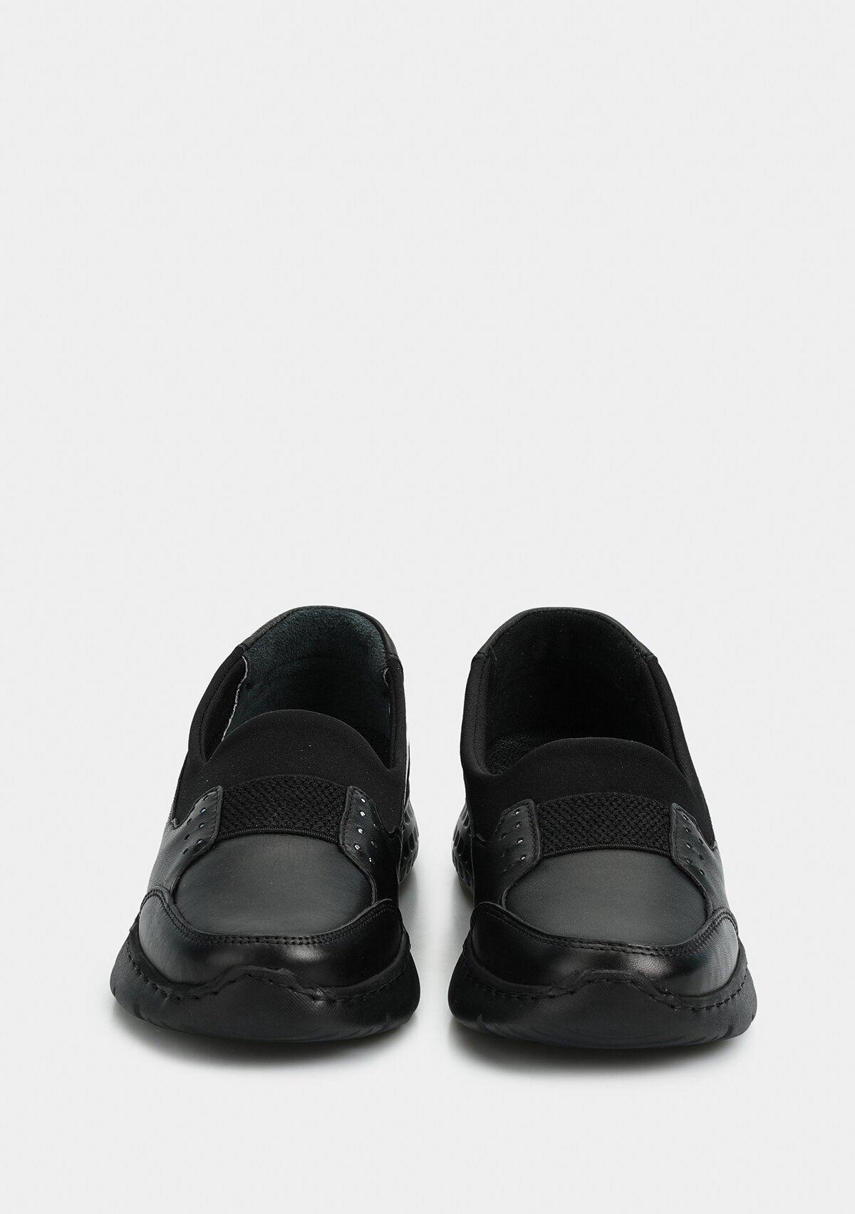 Siyah Deri Kadın Ayakkabı