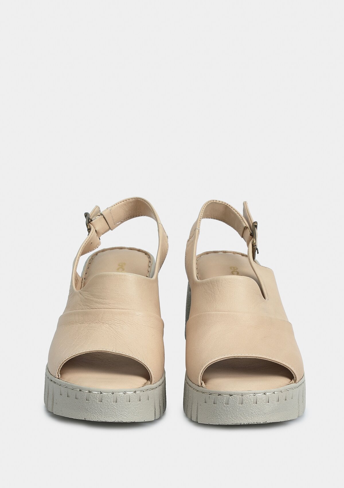 Bej Deri Kadın Konfor Sandalet