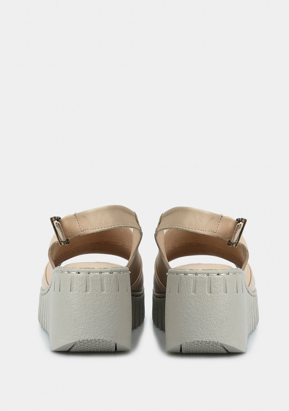 Bej Deri Kadın Konfor Sandalet