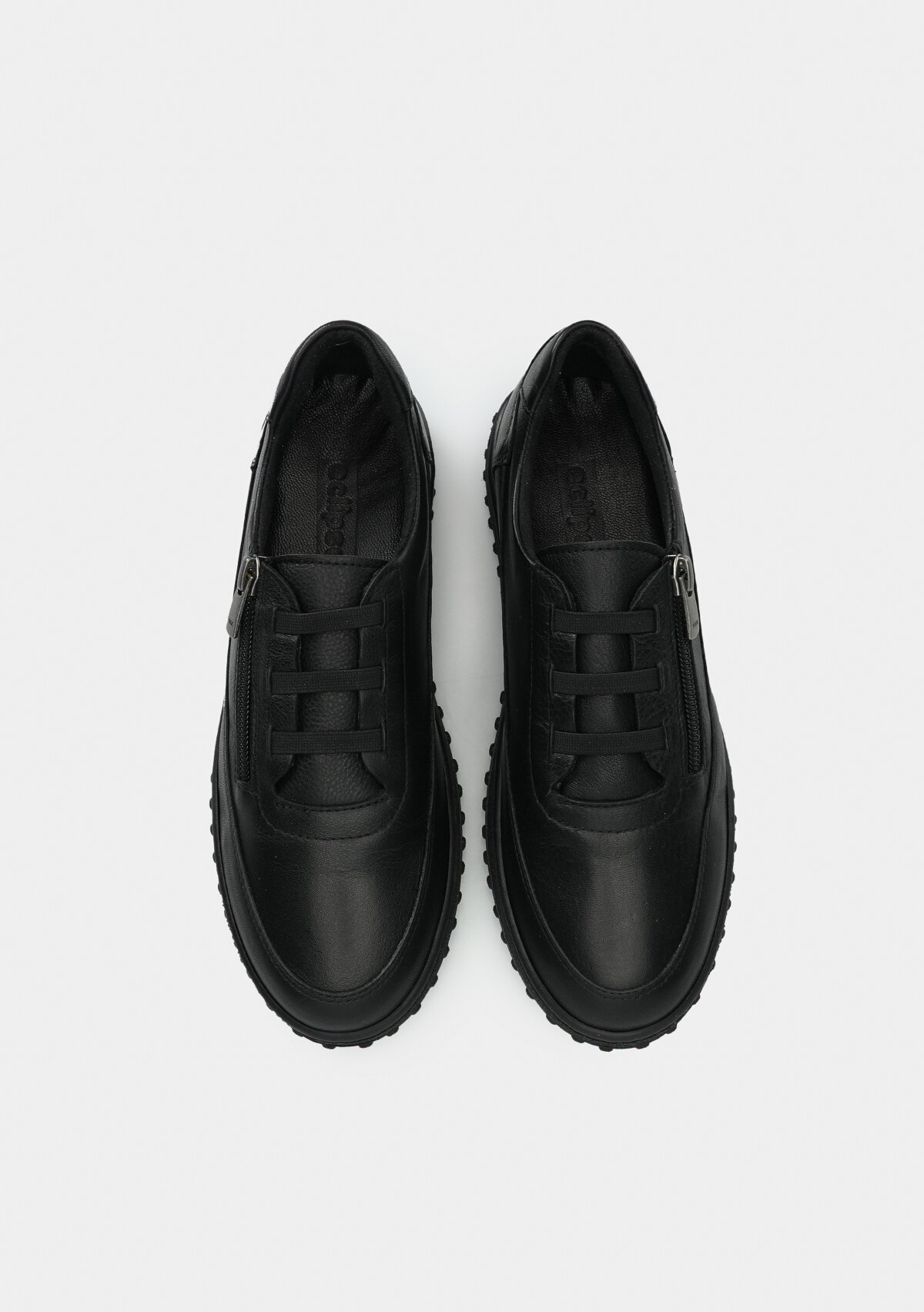 Siyah Deri Kadın Ayakkabı