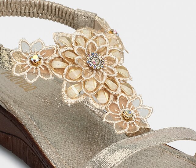 Altın Kadın Düz Sandalet