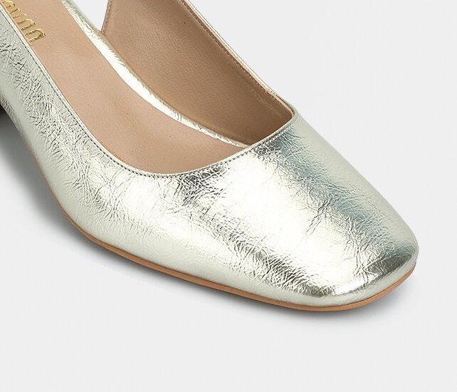 Altın Kadın Ayakkabı