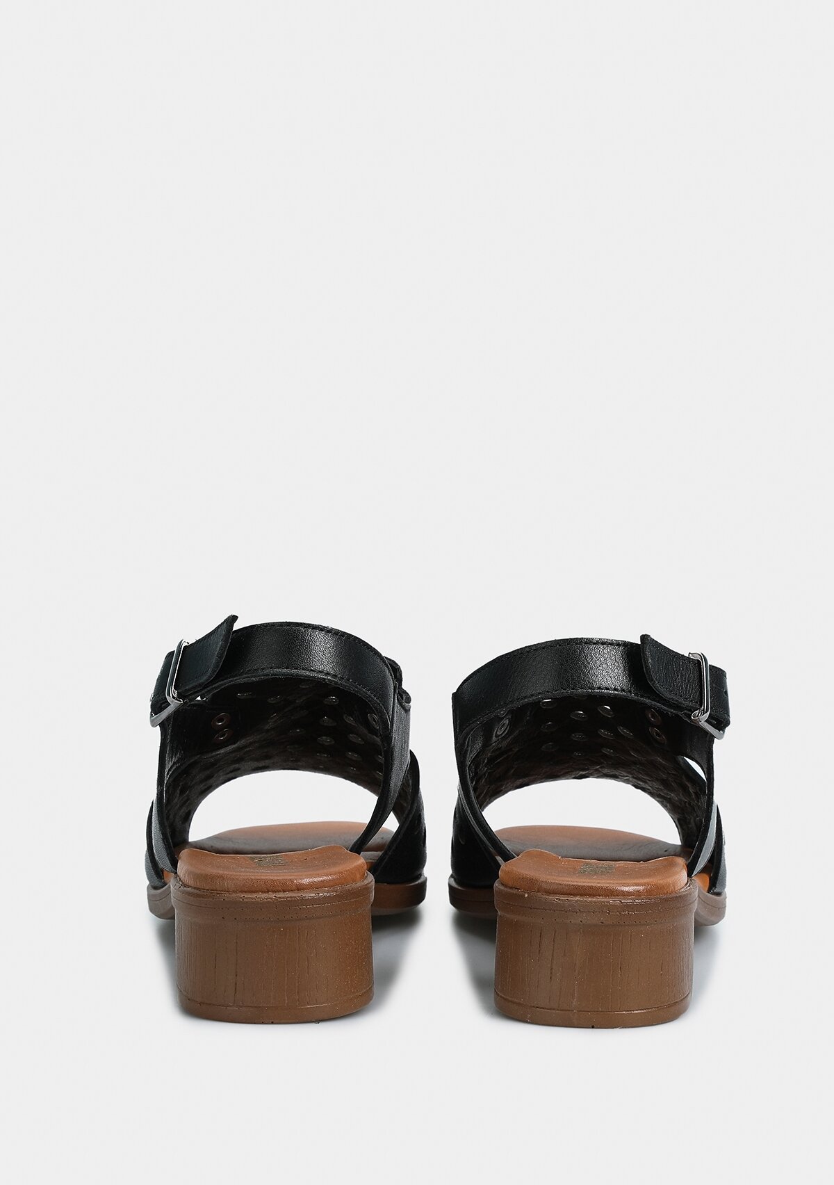 Siyah Deri Kadın Düz Sandalet