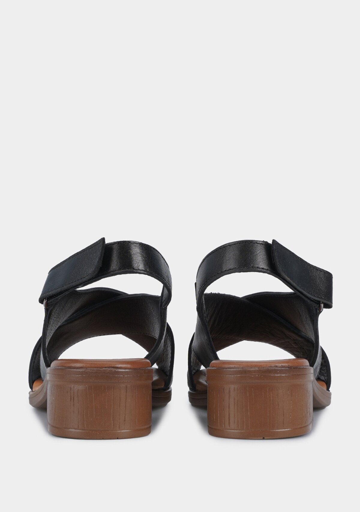 Siyah Deri Kadın Düz Sandalet