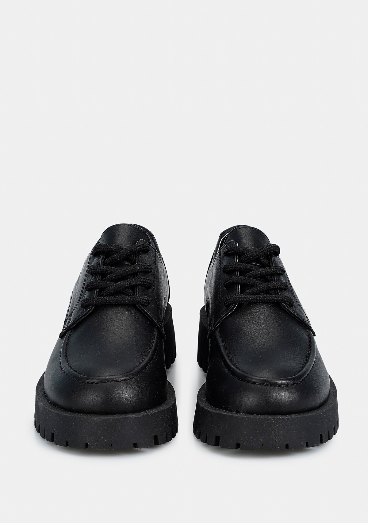 Siyah Deri Kadın Ayakkabı