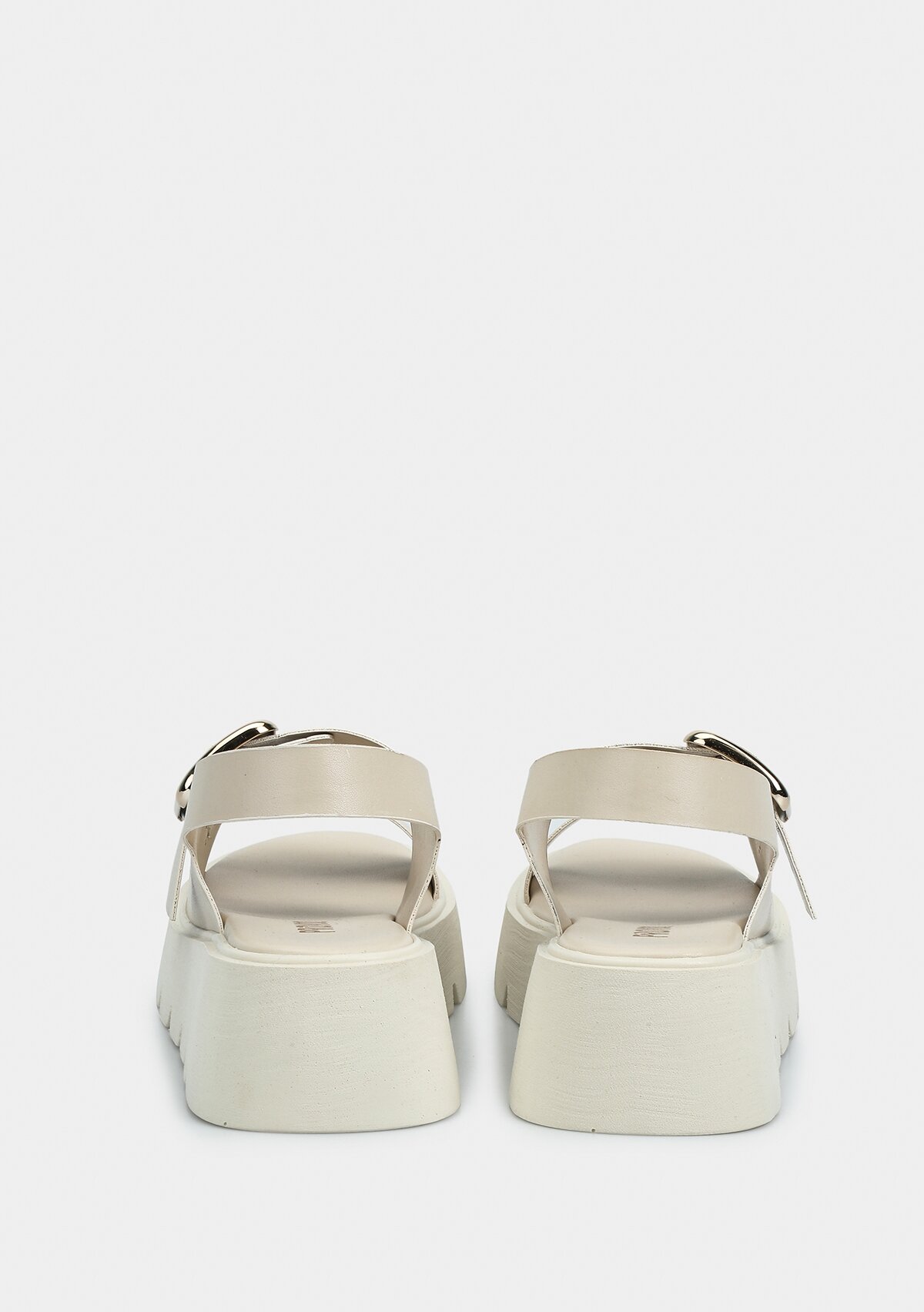 Ekru Kadın Düz Sandalet