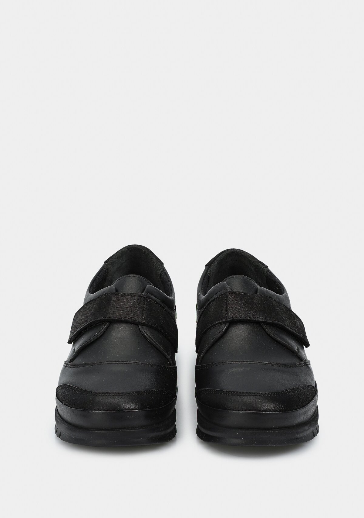 Siyah Deri Kadın Ayakkabı