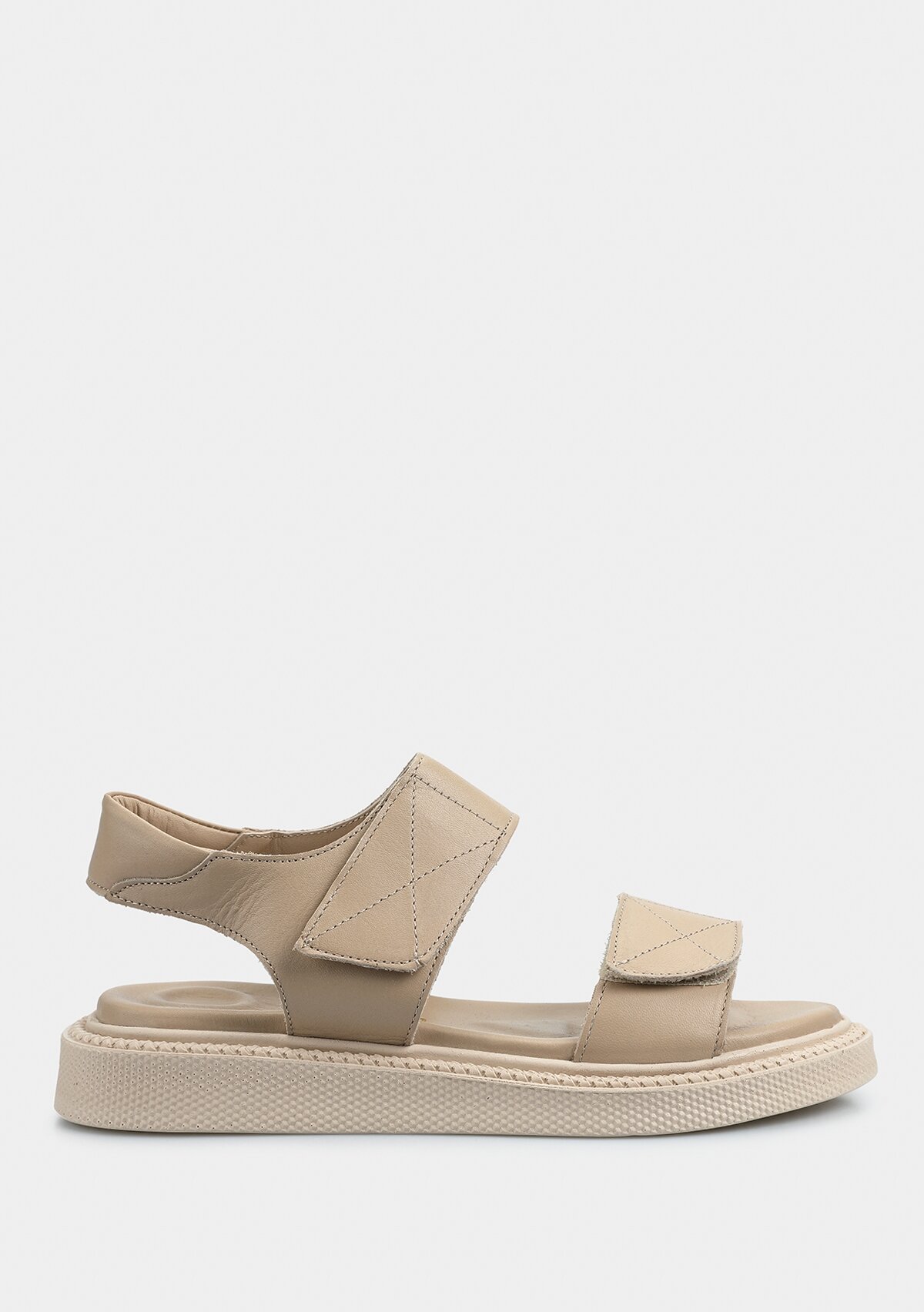 Bej Deri Kadın Düz Sandalet
