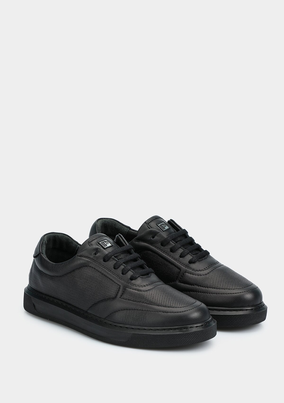 Siyah Deri Kadın Sneaker