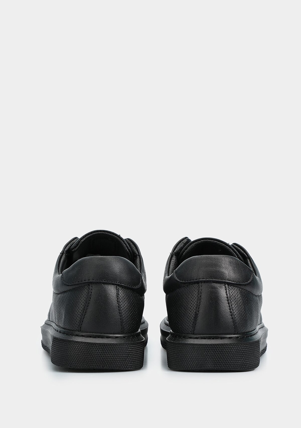 Siyah Deri Kadın Sneaker