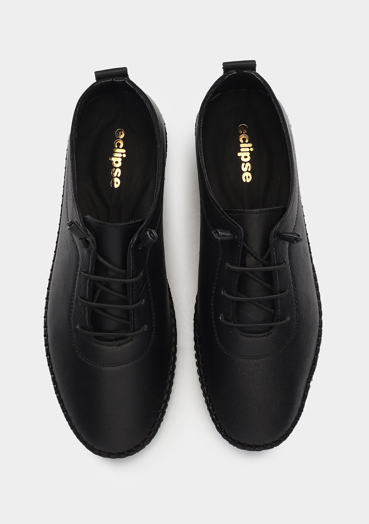 Siyah Deri Kadın Ayakkabı