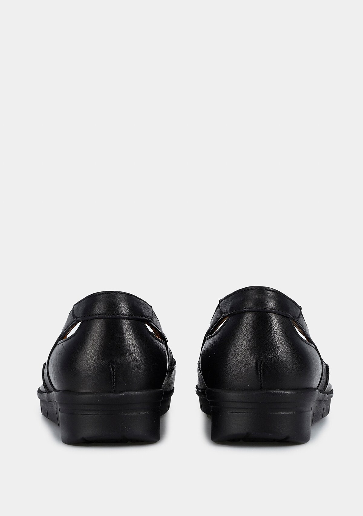 Siyah Deri Kadın Ayakkabı