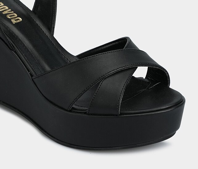 Siyah Kadın Topuklu Sandalet