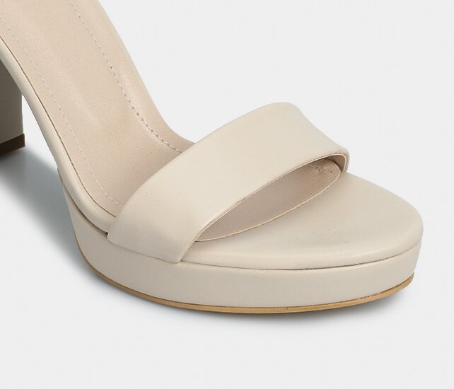 Bej Kadın Topuklu Sandalet