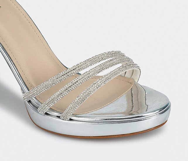 Gümüş Kadın Topuklu Sandalet