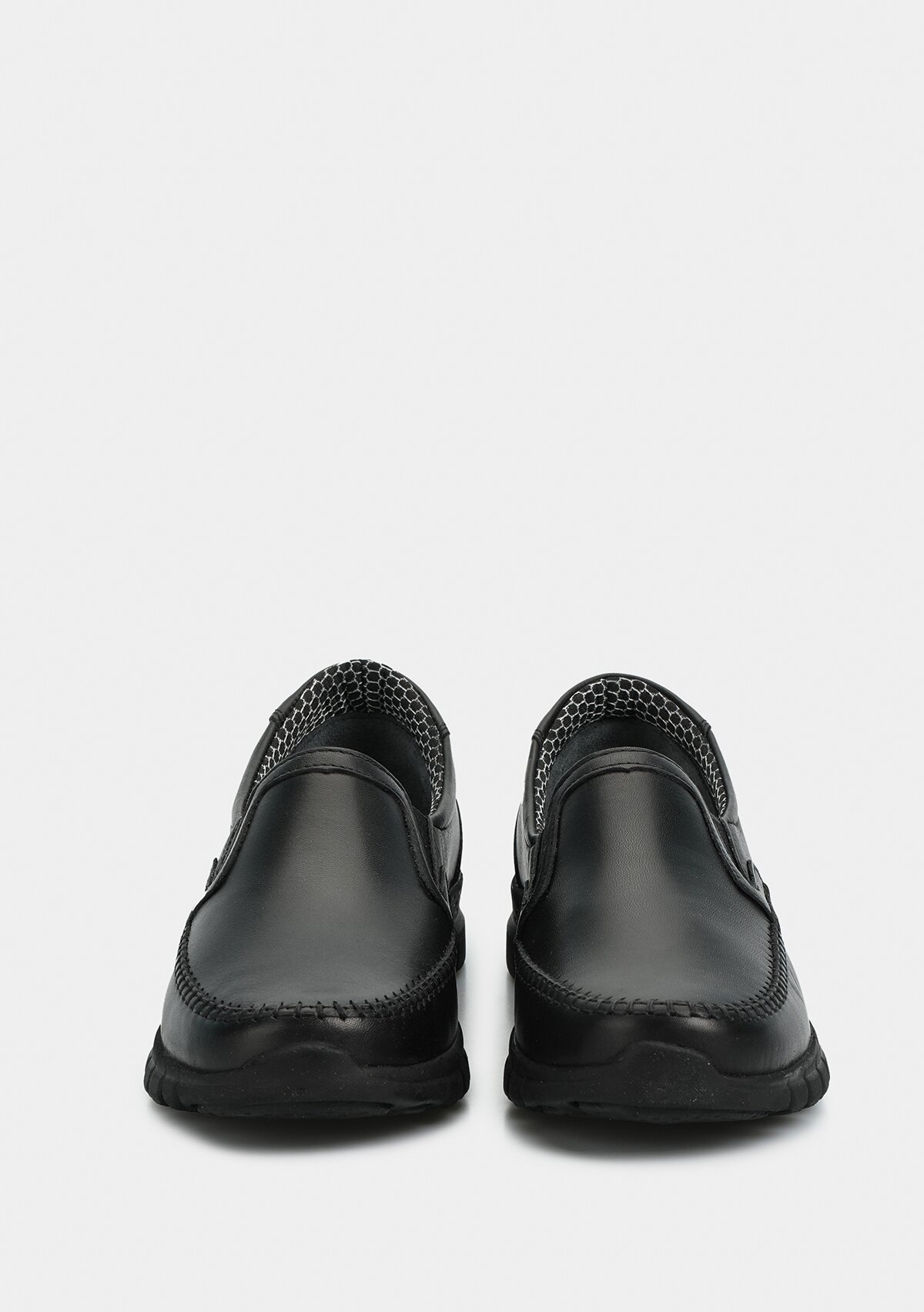 Siyah Deri Kadın Ayakkabı