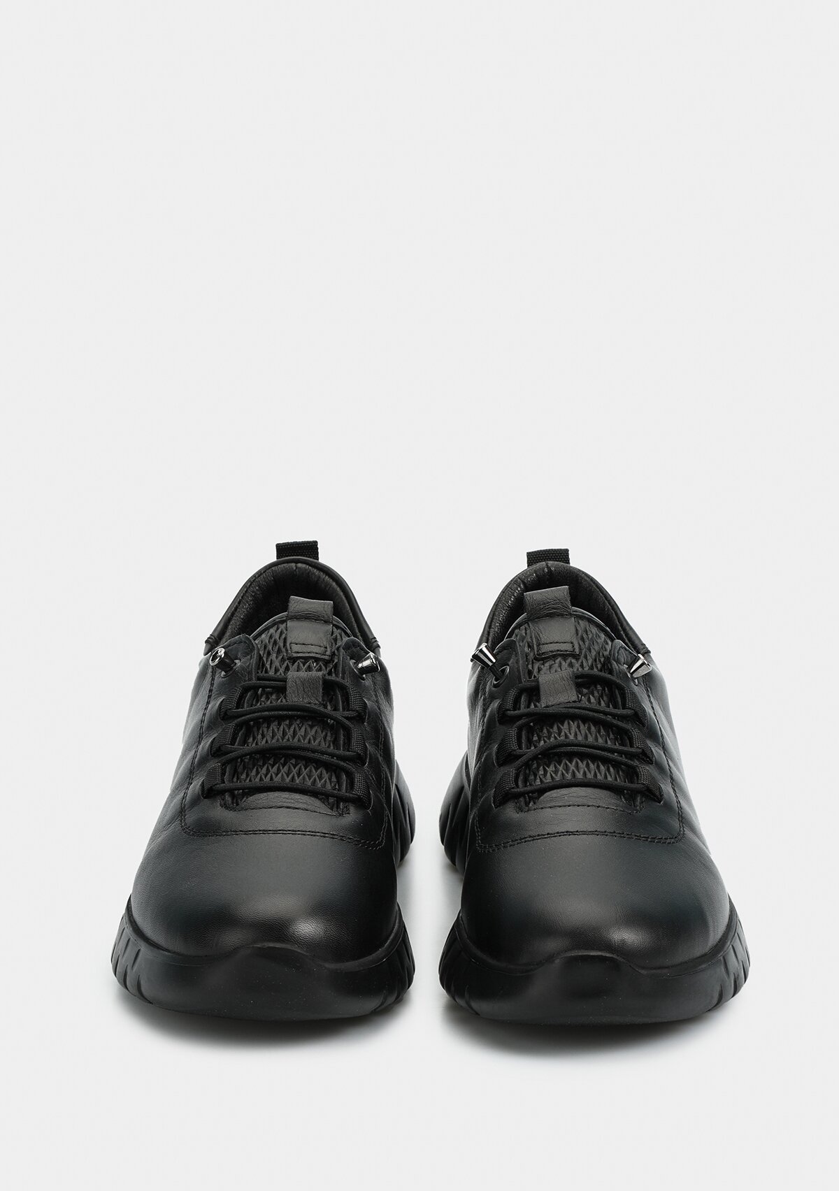 Siyah Deri Kadın Ayakkabı