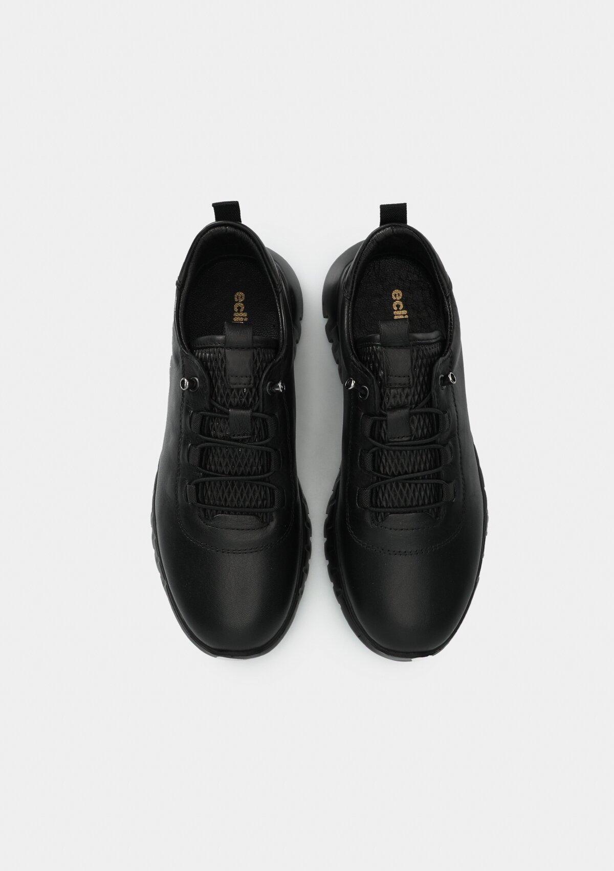 Siyah Deri Kadın Ayakkabı