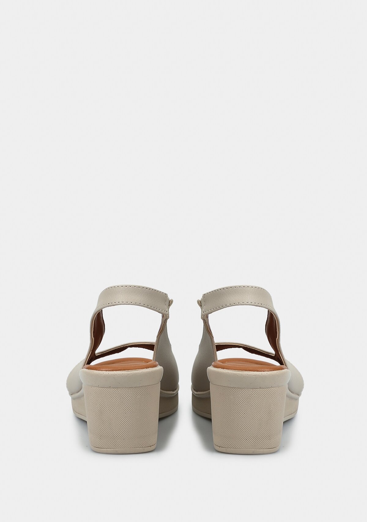 Bej Kadın Konfor Sandalet