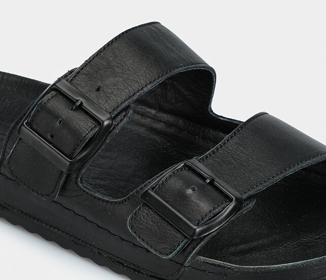 Siyah Deri Erkek Terlik