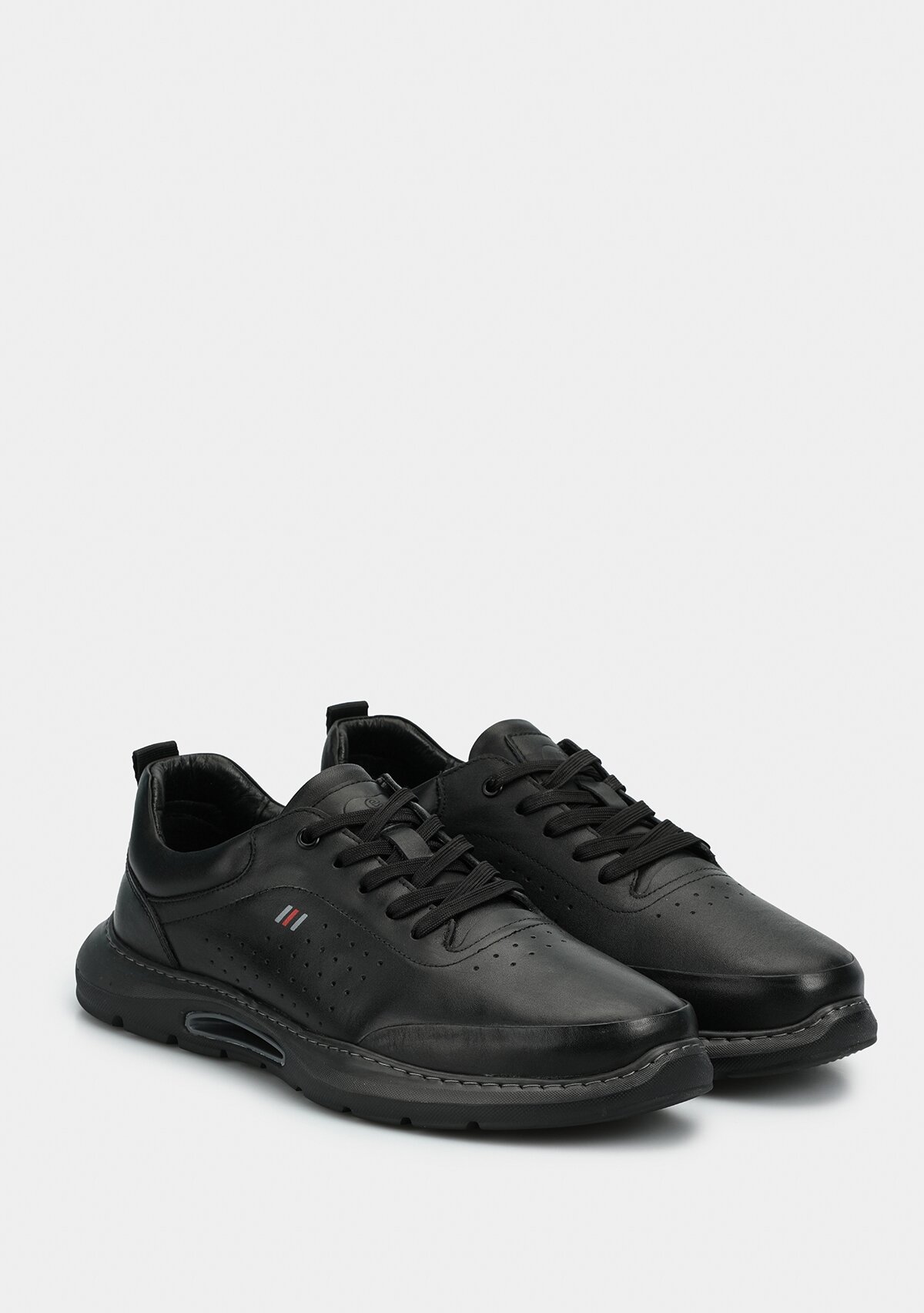 Siyah Deri Erkek Sneaker