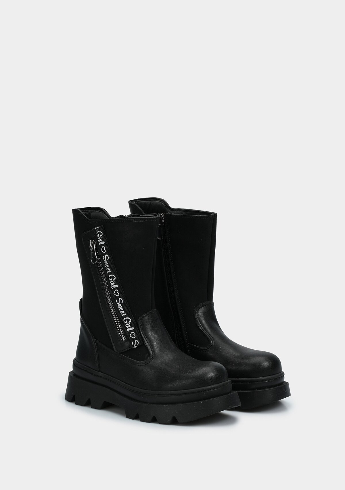 Siyah Kız Çocuk Bot