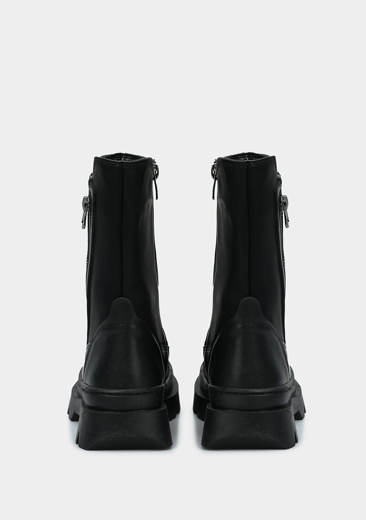 Siyah Kız Çocuk Bot