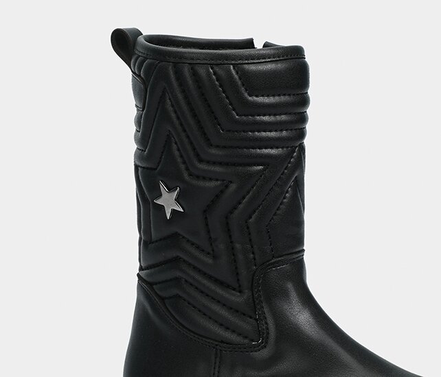 Siyah Kız Çocuk Bot