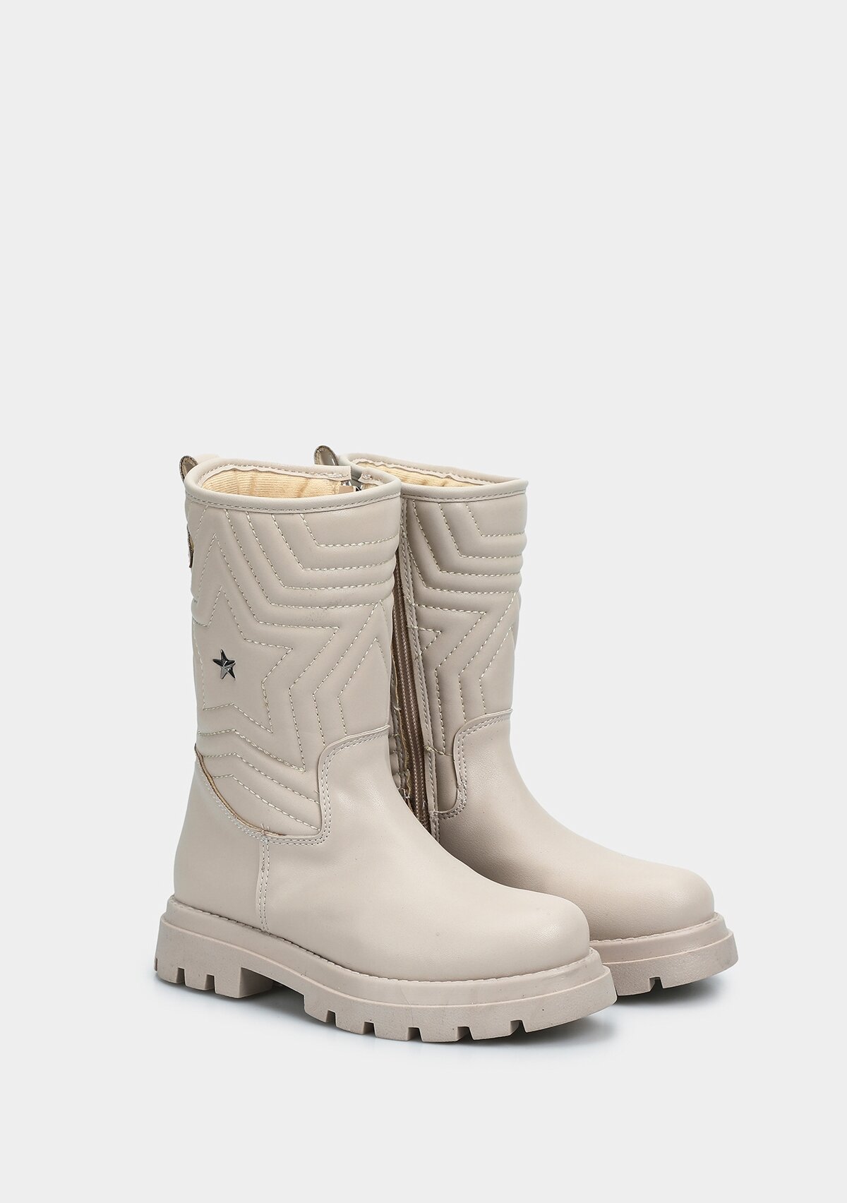 Ekru Kız Çocuk Bot