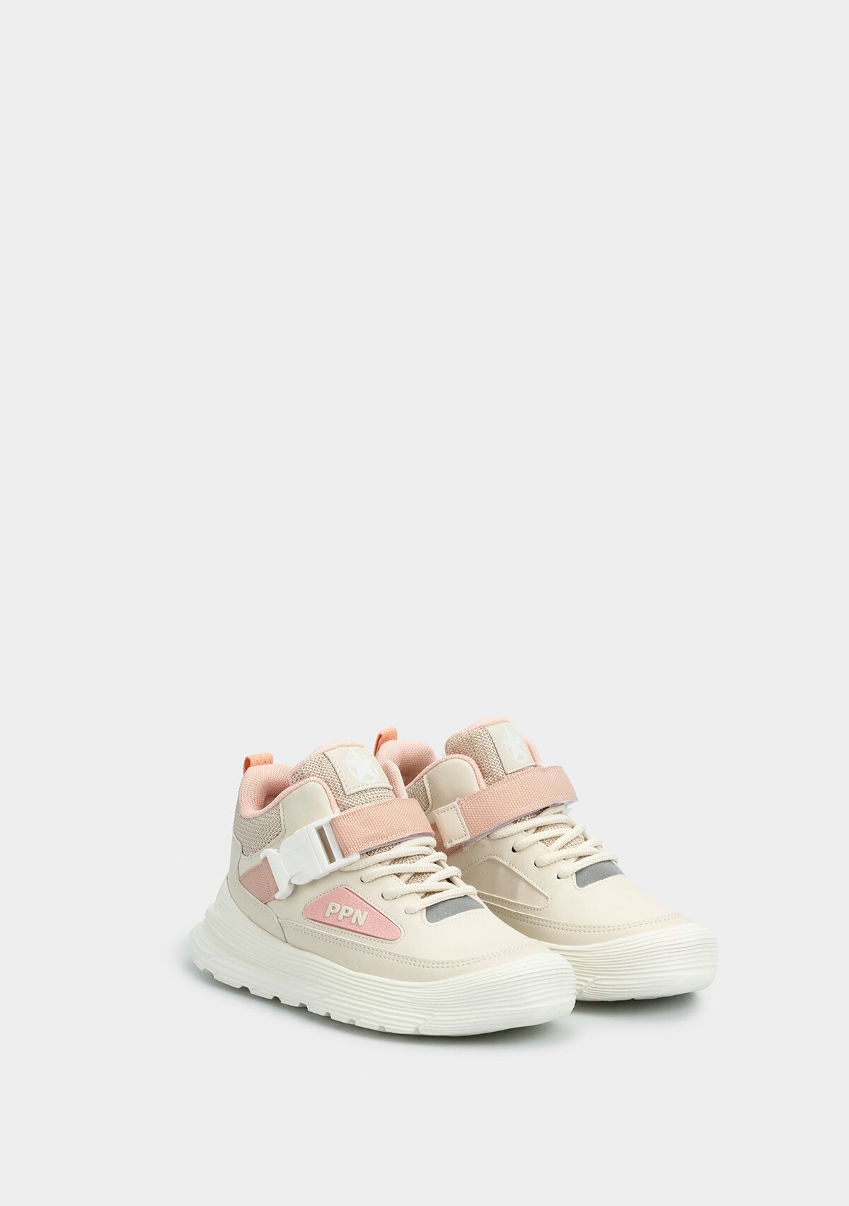 Krem Kız Çocuk Bot