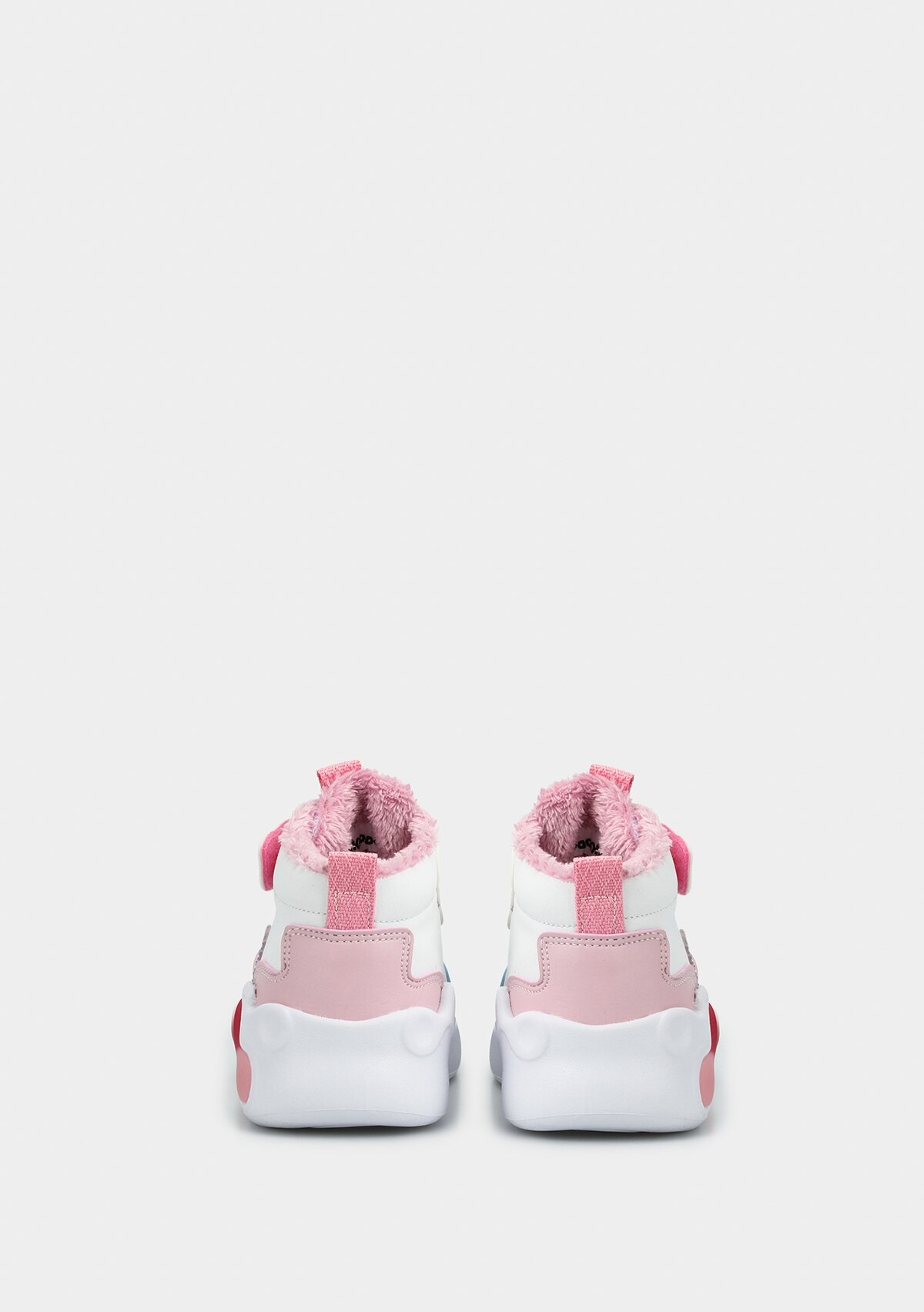 Beyaz Kız Çocuk Bot