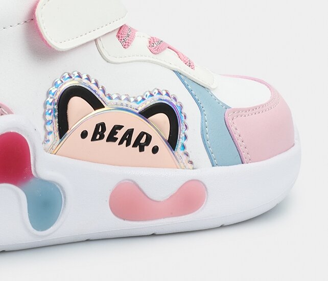 Beyaz Kız Çocuk Bot