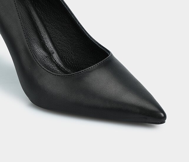 Siyah Kadın Stiletto