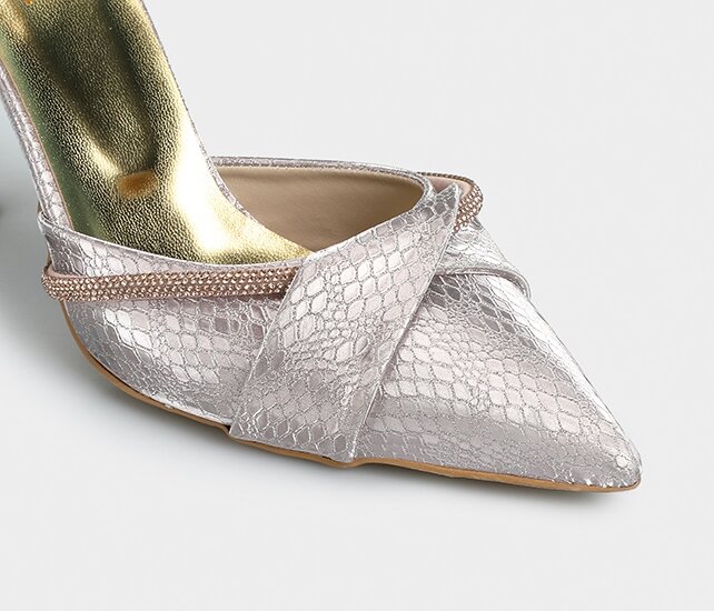 Pudra Kadın Stiletto