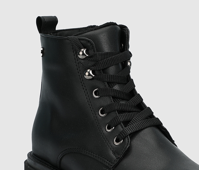 Siyah Kadın Bot - Görsel 6