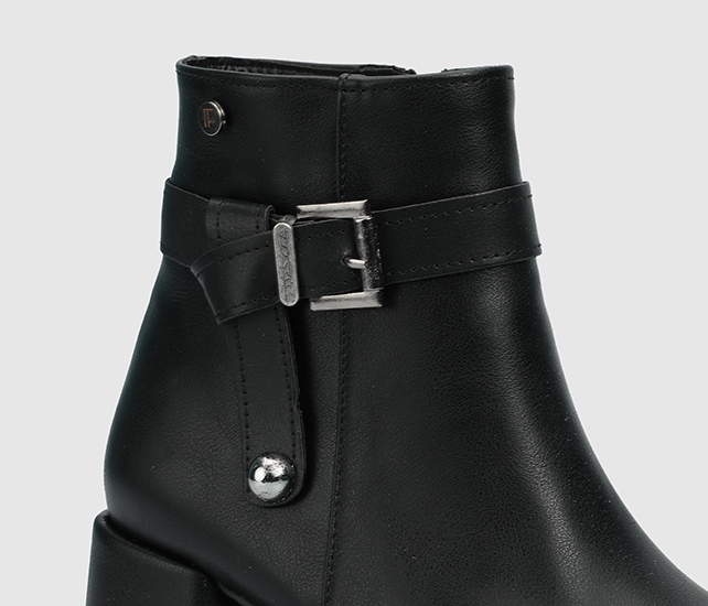 Siyah Kadın Bot - Görsel 6