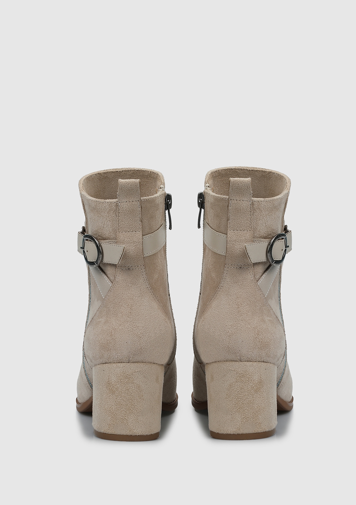 Bej Kadın Bot - Görsel 5