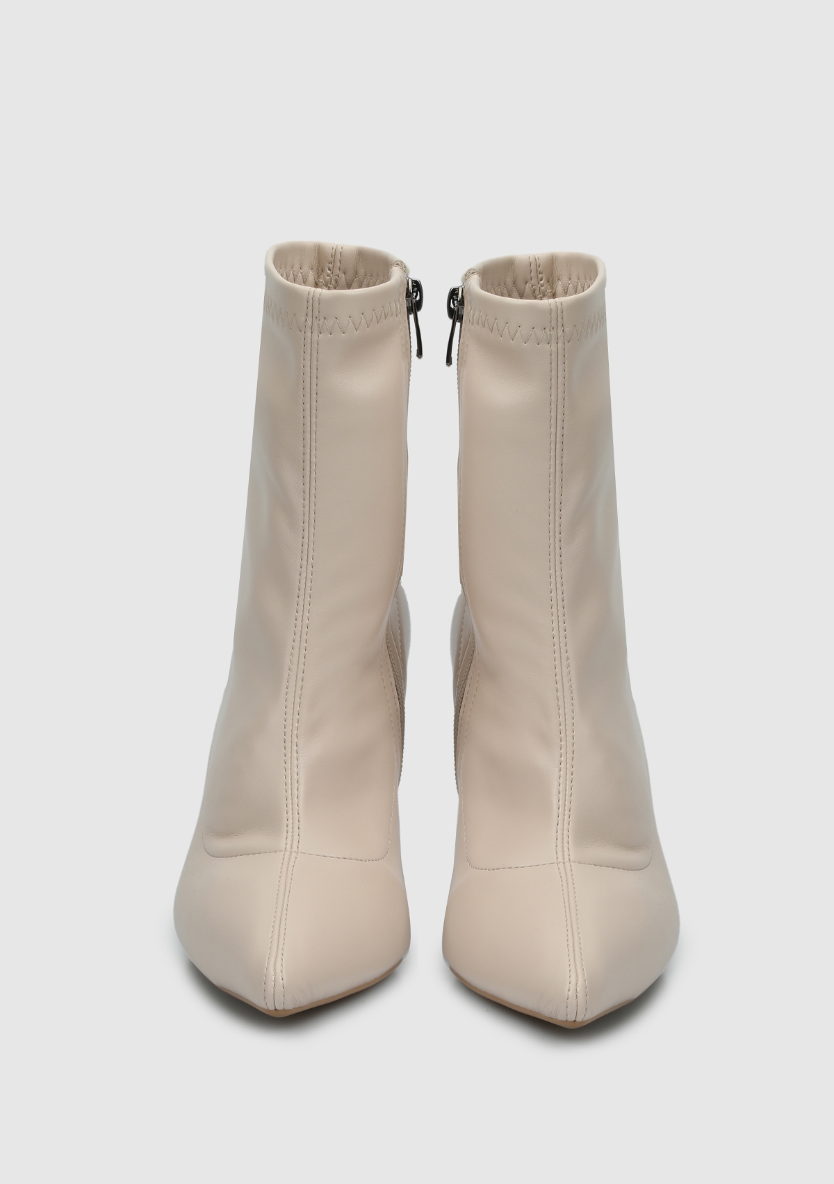 Bej Kadın Bot - Görsel 4