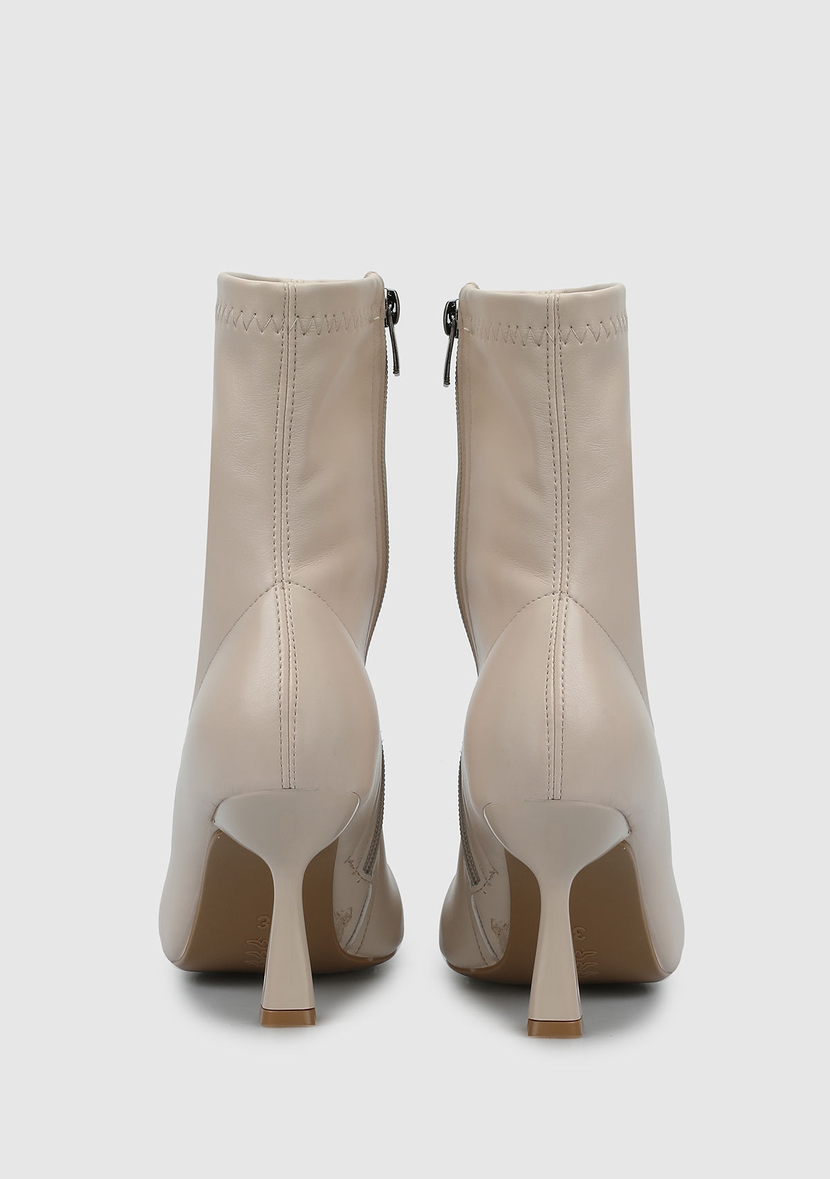 Bej Kadın Bot - Görsel 5